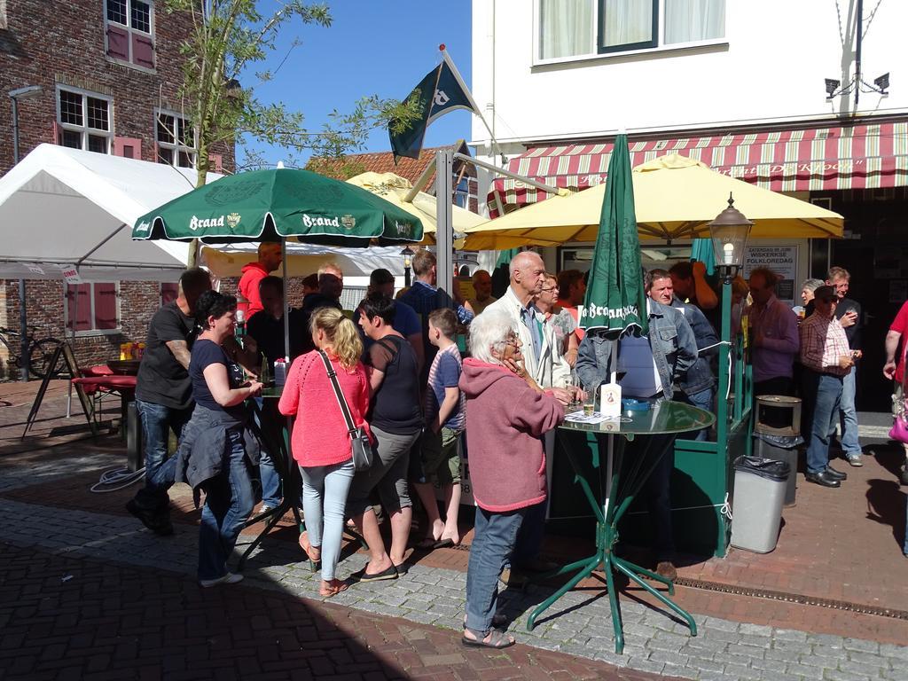 Hotel Cafe Restaurant "De Kroon" Wissenkerke Exterior photo